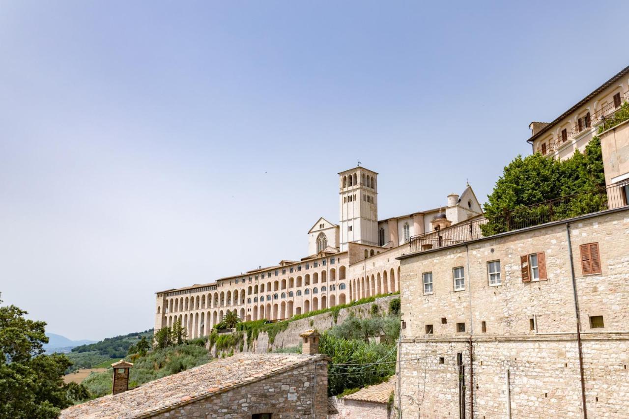 Rustic House, Con Patio E Giardino, Assisi Centro Villa ภายนอก รูปภาพ